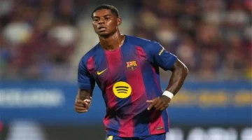 برشلونة يتقدم.. صفقة راشفورد تبتعد عن مانشستر يونايتد في سوق 2025